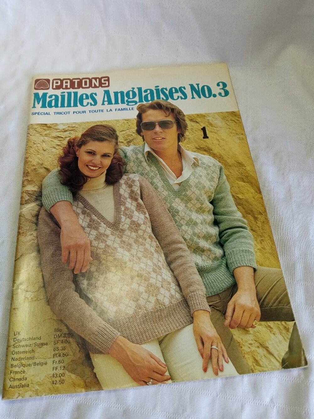 Patons vintage magazine "Mailles anglaises no 3" in French